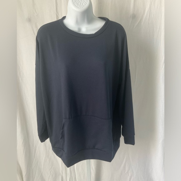 Perfect Peach - Long Sleeve French Terry top with kangaroo pocket - Navy - Picture 5 of 10